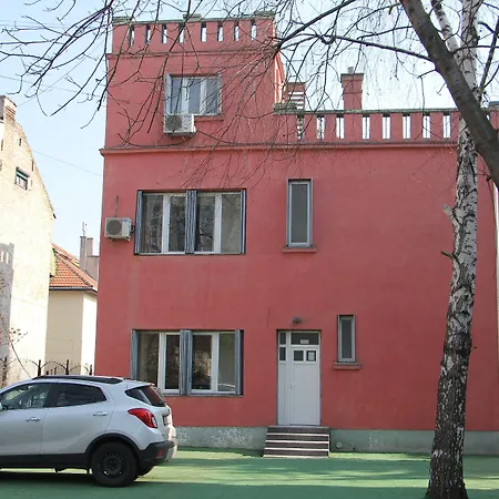 Couette-café Miss Depolo Belgrade