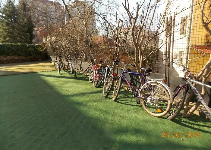 Miss Depolo 2* Belgrade